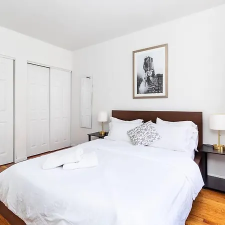2Bed Bliss By Central Park North-3